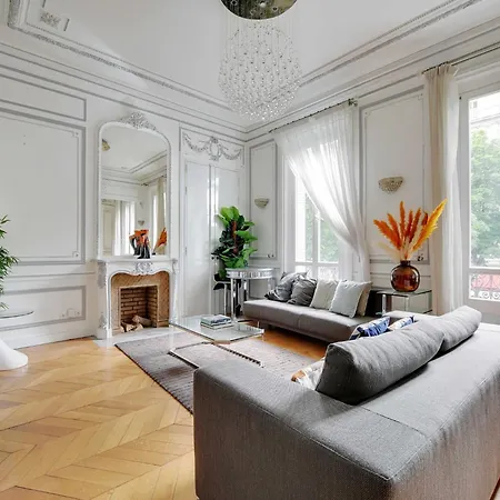 Magnificent Appt - 2bd 4p - Champs-elysees Alma Paris