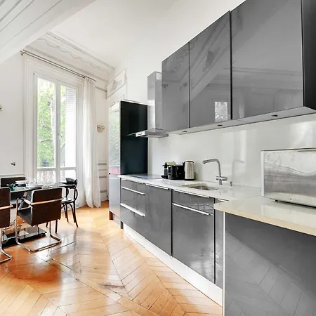 아파트 Magnificent Appt - 2bd 4p - Champs-elysees Alma