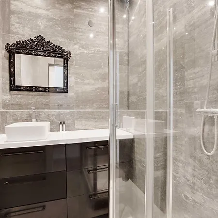 Lejlighed Magnificent Appt - 2bd 4p - Champs-elysees Alma *