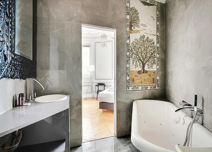 Magnificent Appt - 2bd 4p - Champs-elysees Alma Paris